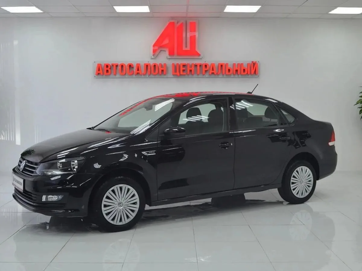 Volkswagen Polo V Рестайлинг · Highline 15-18