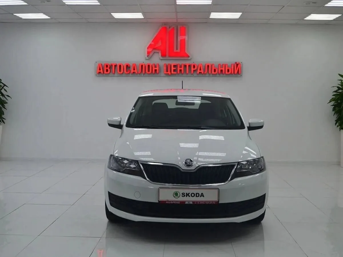 Skoda Rapid I Рестайлинг · Style — фото 3