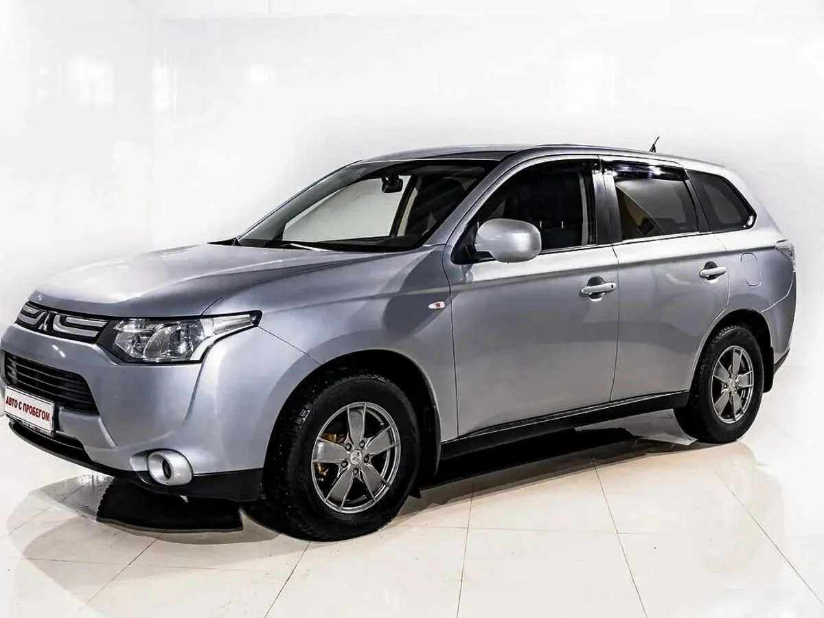 Mitsubishi Outlander III · Intense