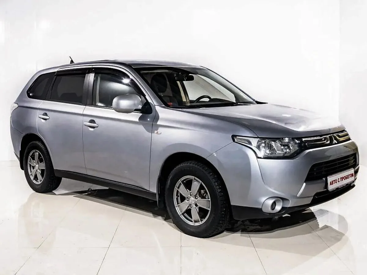 Mitsubishi Outlander III · Intense — фото 3