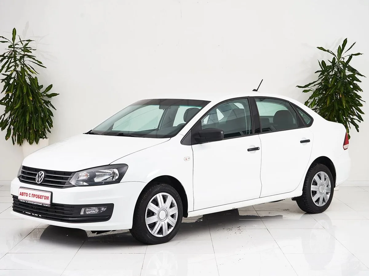 Volkswagen Polo V Рестайлинг · Highline 15-18