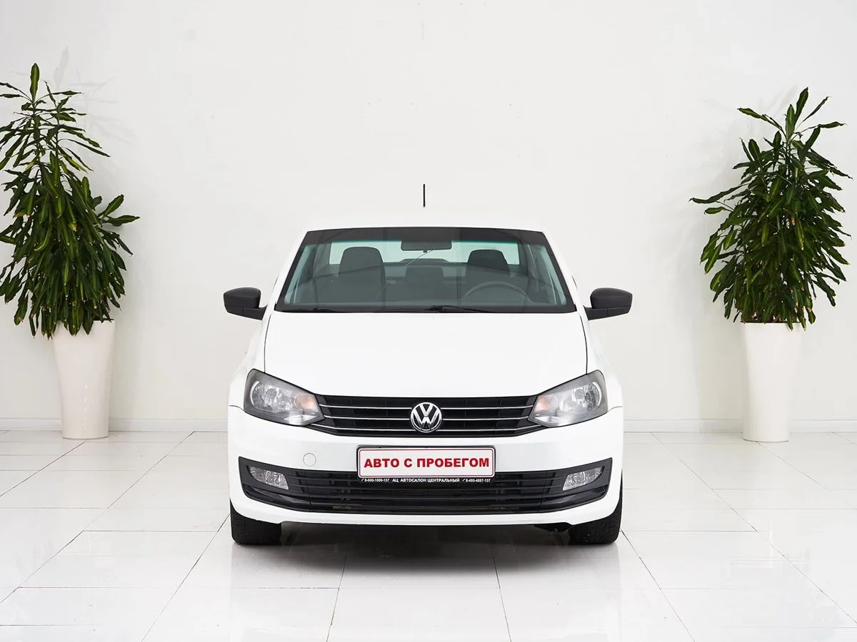 Volkswagen Polo V Рестайлинг · Highline 15-18 — фото 2