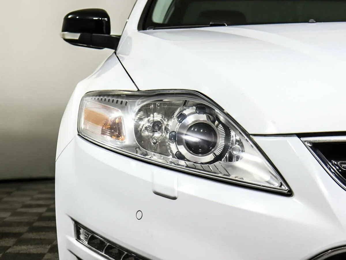 Ford Mondeo IV Рестайлинг · Юбилейная серия Anniversary 20 — фото 5