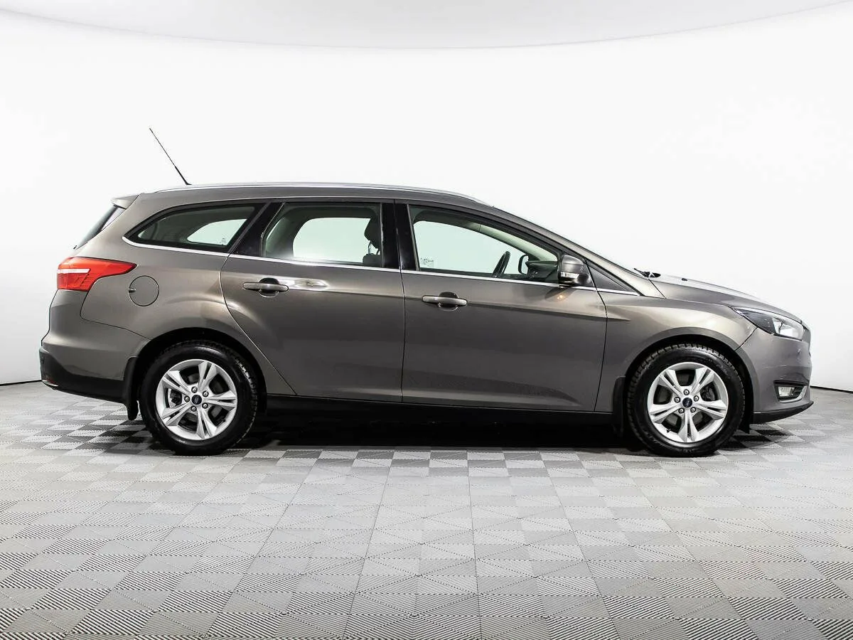 Ford Focus III Рестайлинг · Titanium — фото 4