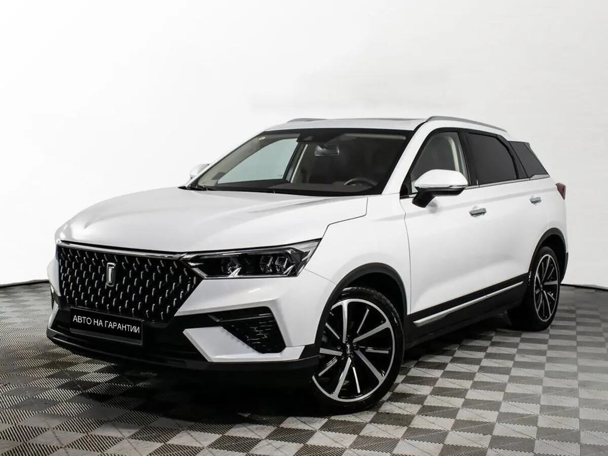 FAW Bestune T77 I · Luxury (DCT)