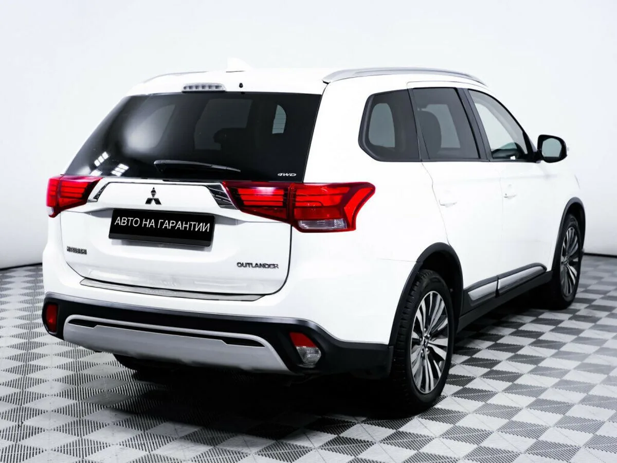 Mitsubishi Outlander III Рестайлинг 3 · Instyle (2018-2021) — фото 5