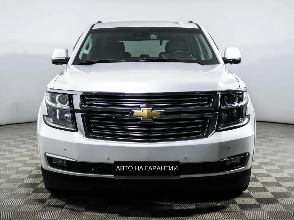 Chevrolet Tahoe IV · LT — фото 2