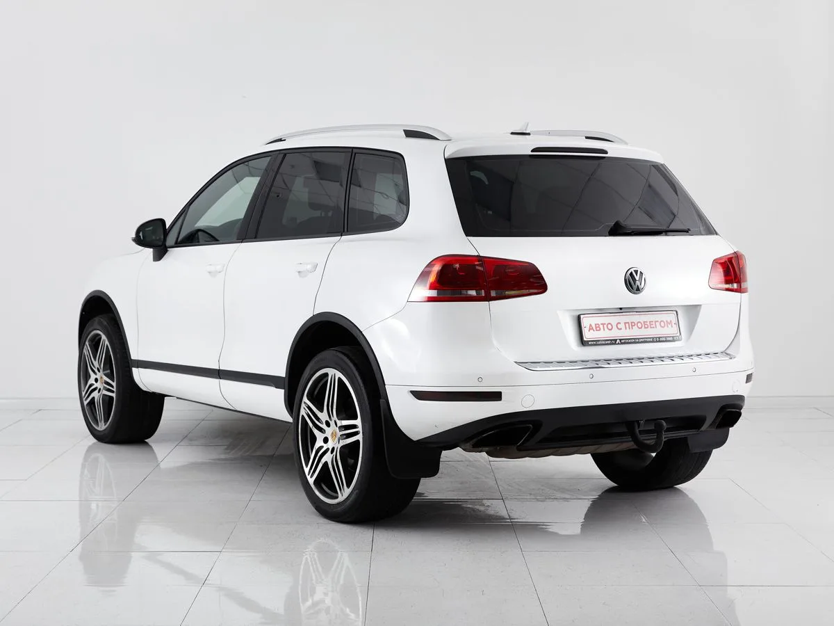 Volkswagen Touareg II — фото 4
