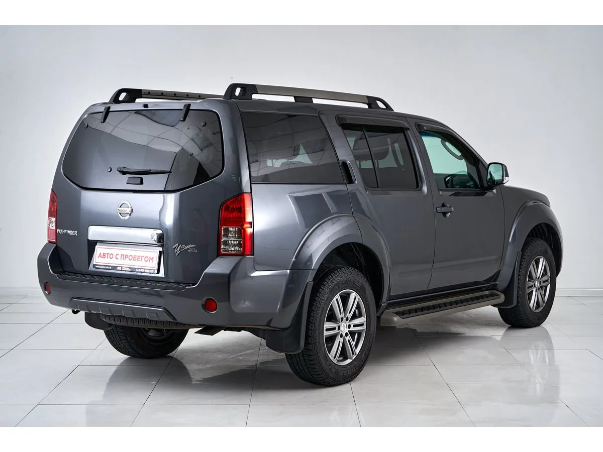 Nissan Pathfinder III Рестайлинг · LE — фото 5