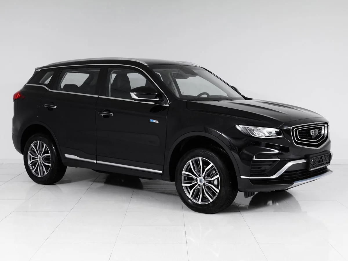 Geely Atlas Pro Flagship — фото 3