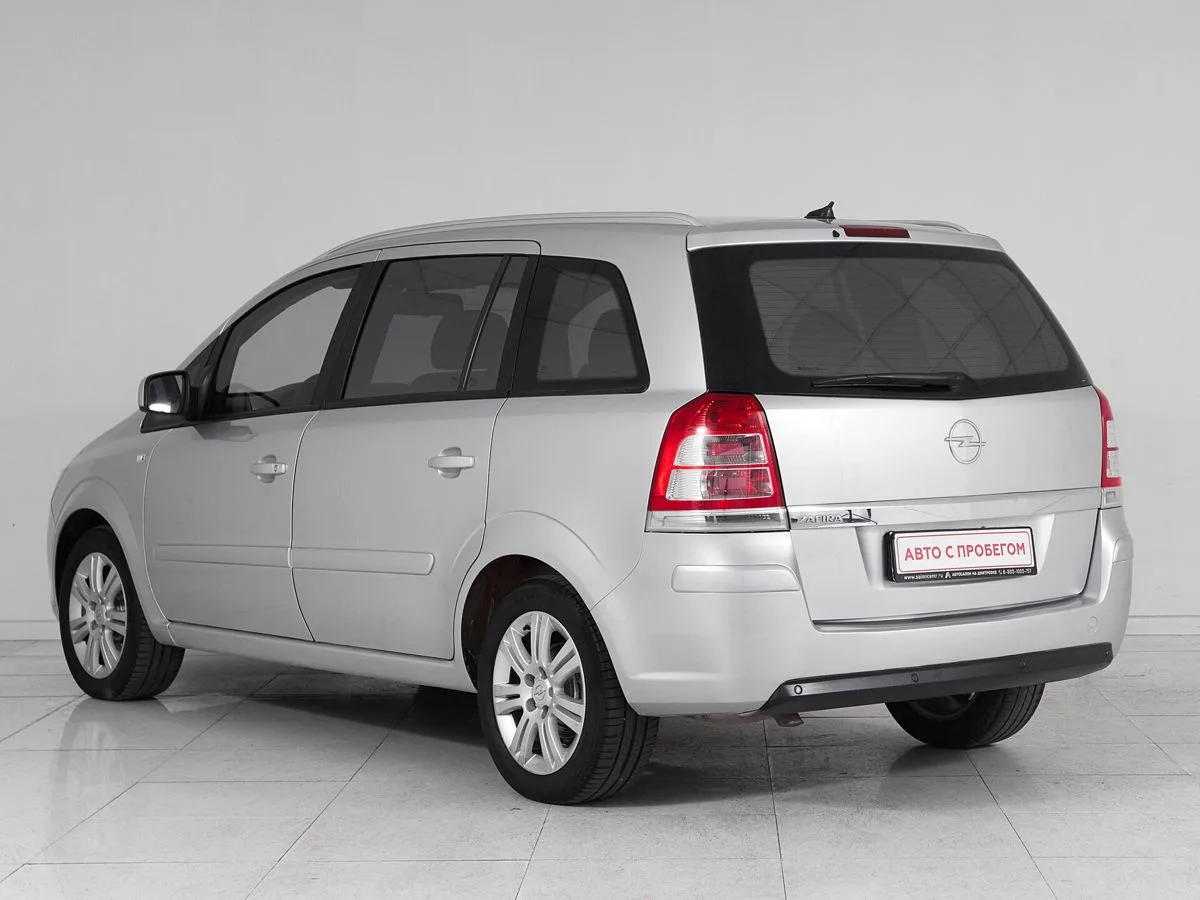 Opel Zafira B Рестайлинг — фото 4