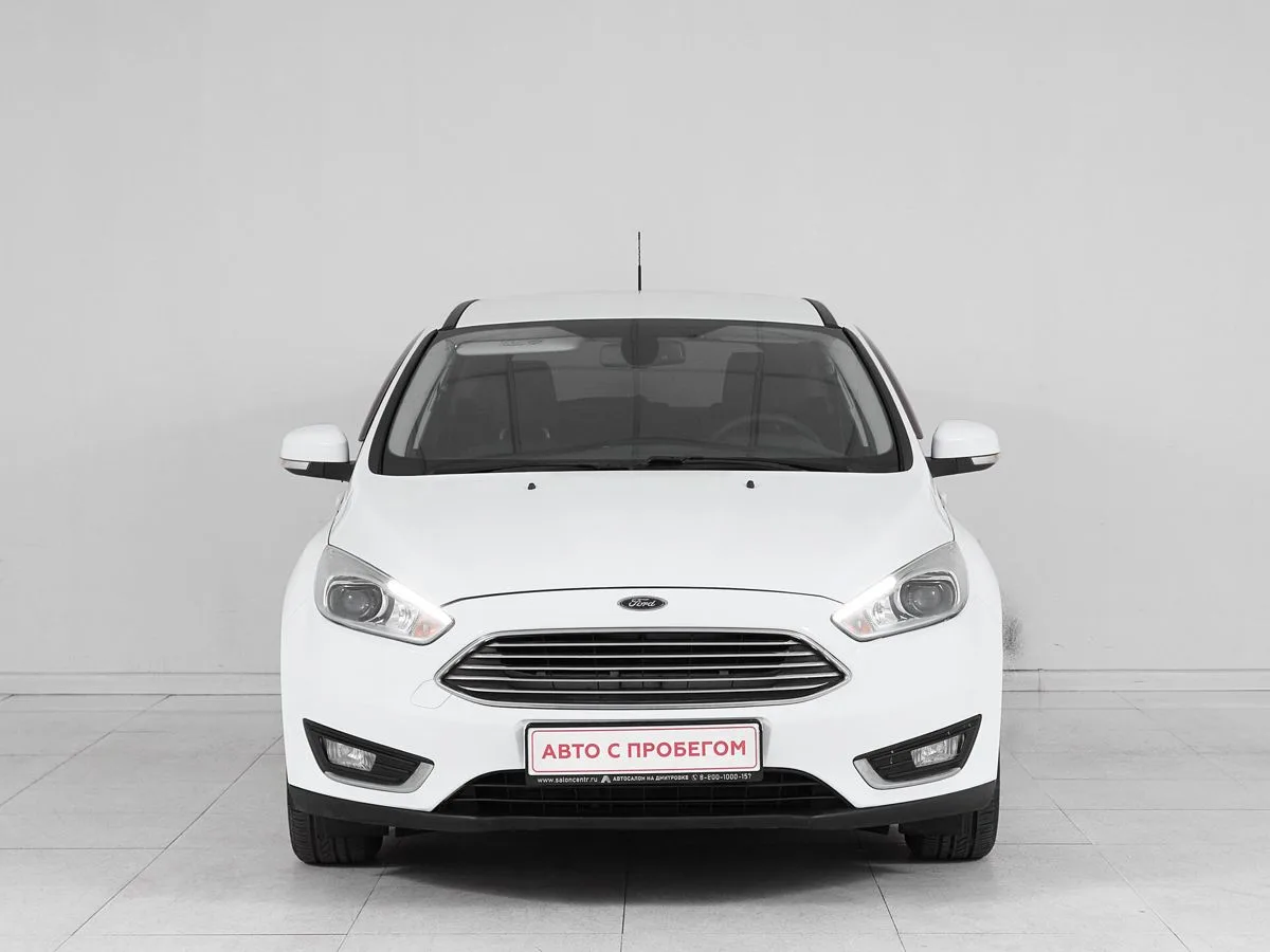 Ford Focus III Рестайлинг · White and Black — фото 2