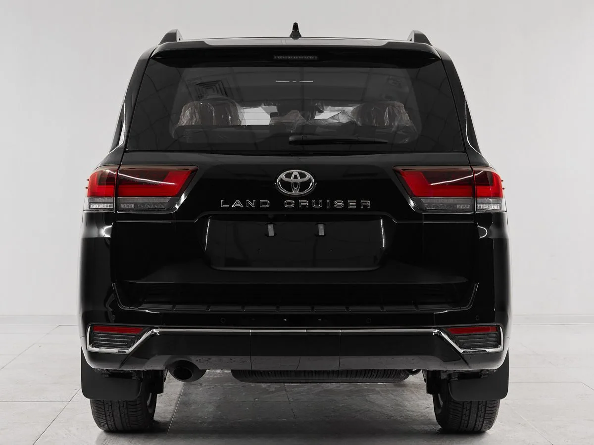 Toyota Land Cruiser 300 Series — фото 5
