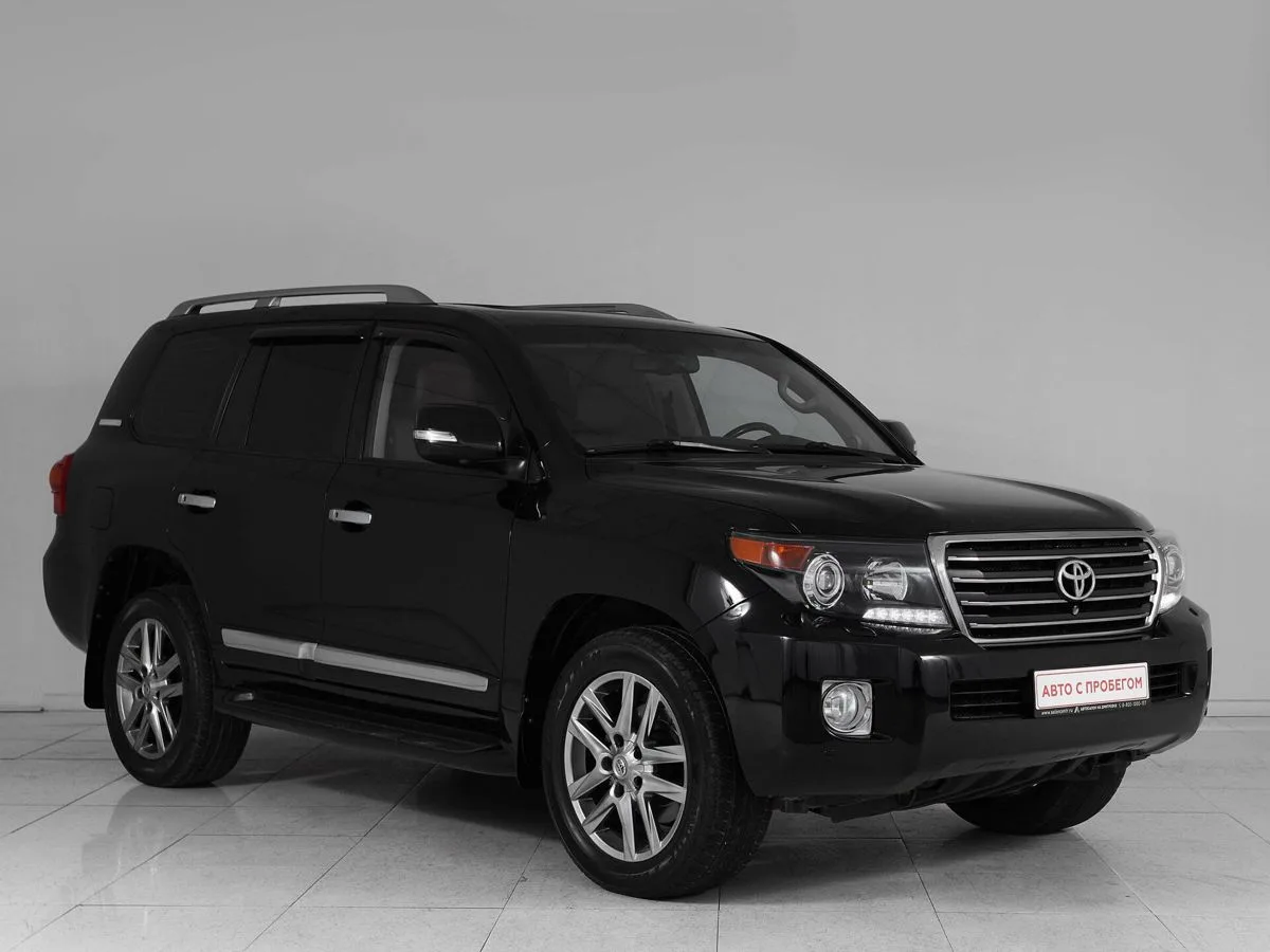 Toyota Land Cruiser 200 Series Рестайлинг 2 — фото 3