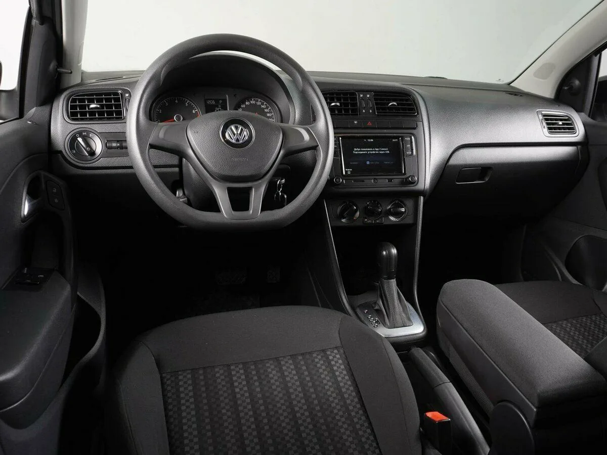 Volkswagen Polo V Рестайлинг · Trendline — фото 5