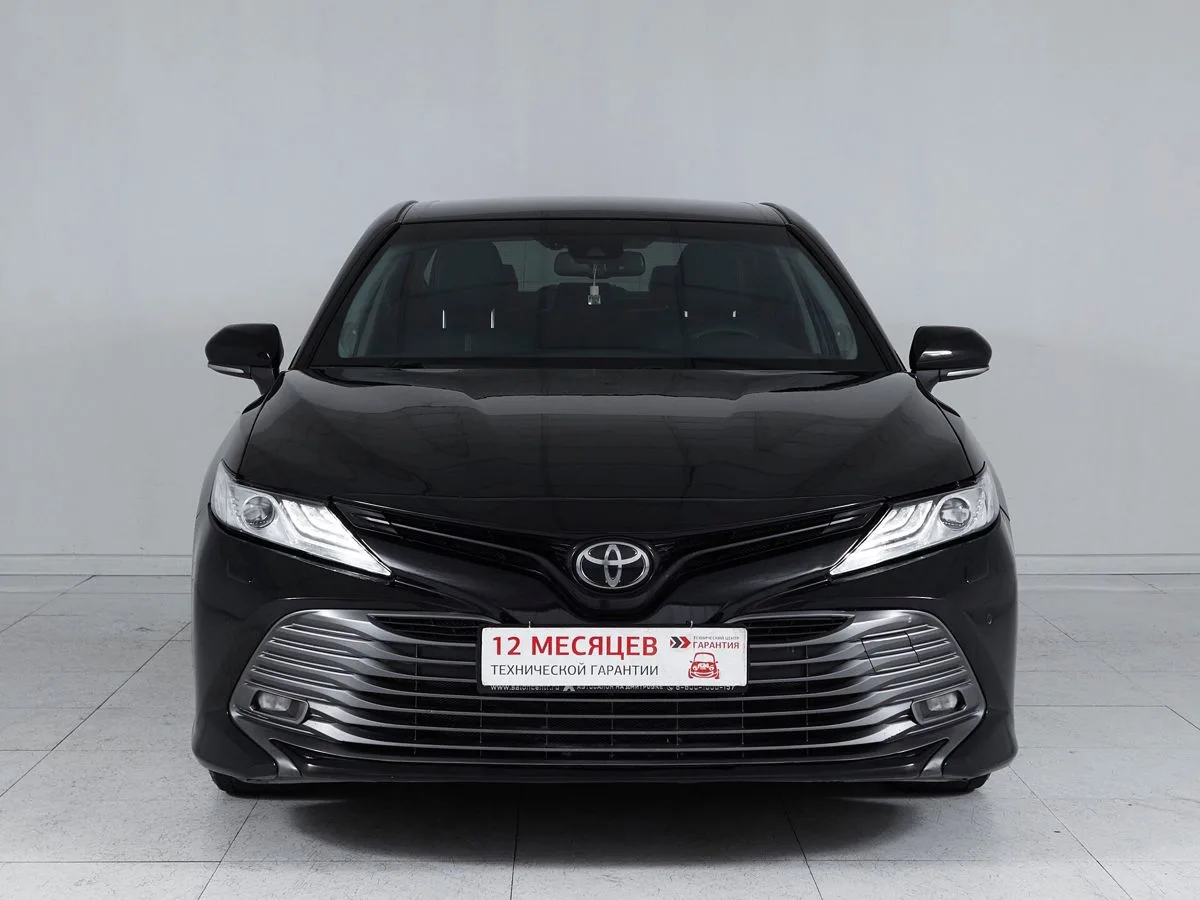 Toyota Camry VIII (XV70) — фото 2
