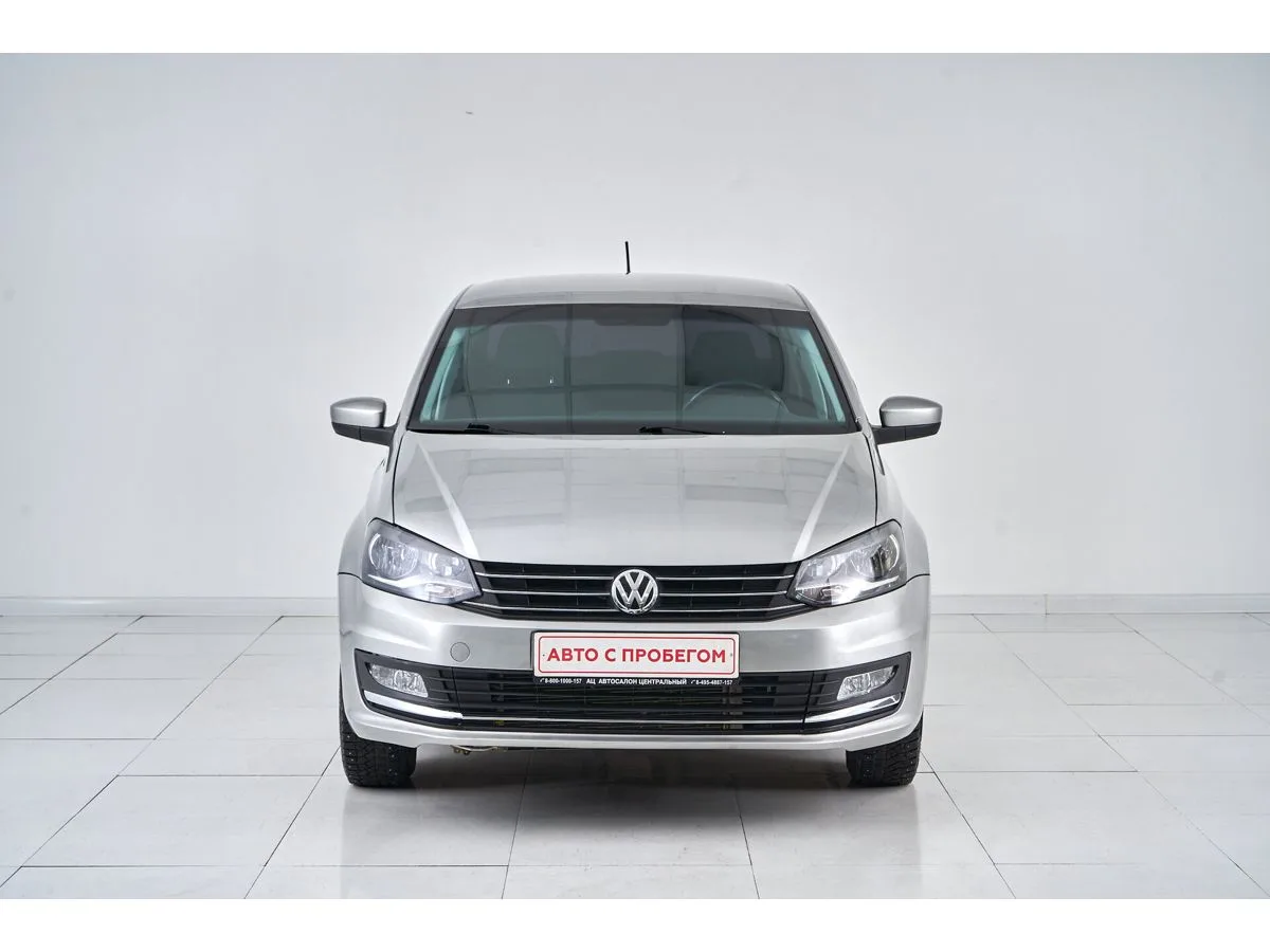 Volkswagen Polo V Рестайлинг — фото 2