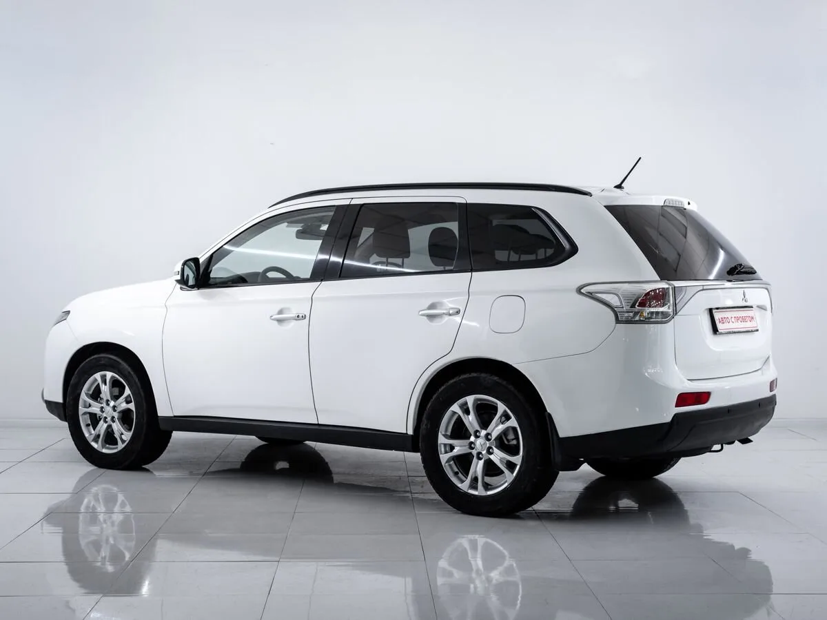 Mitsubishi Outlander III · Instyle — фото 5