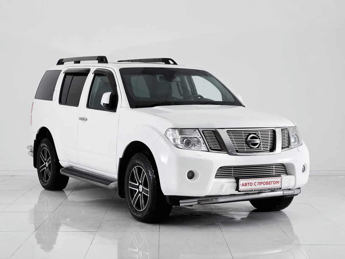 Nissan Pathfinder III Рестайлинг — фото 3