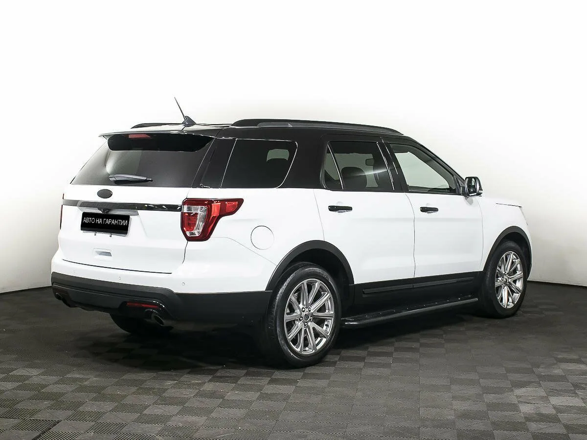 Ford Explorer V Рестайлинг · XLT — фото 5