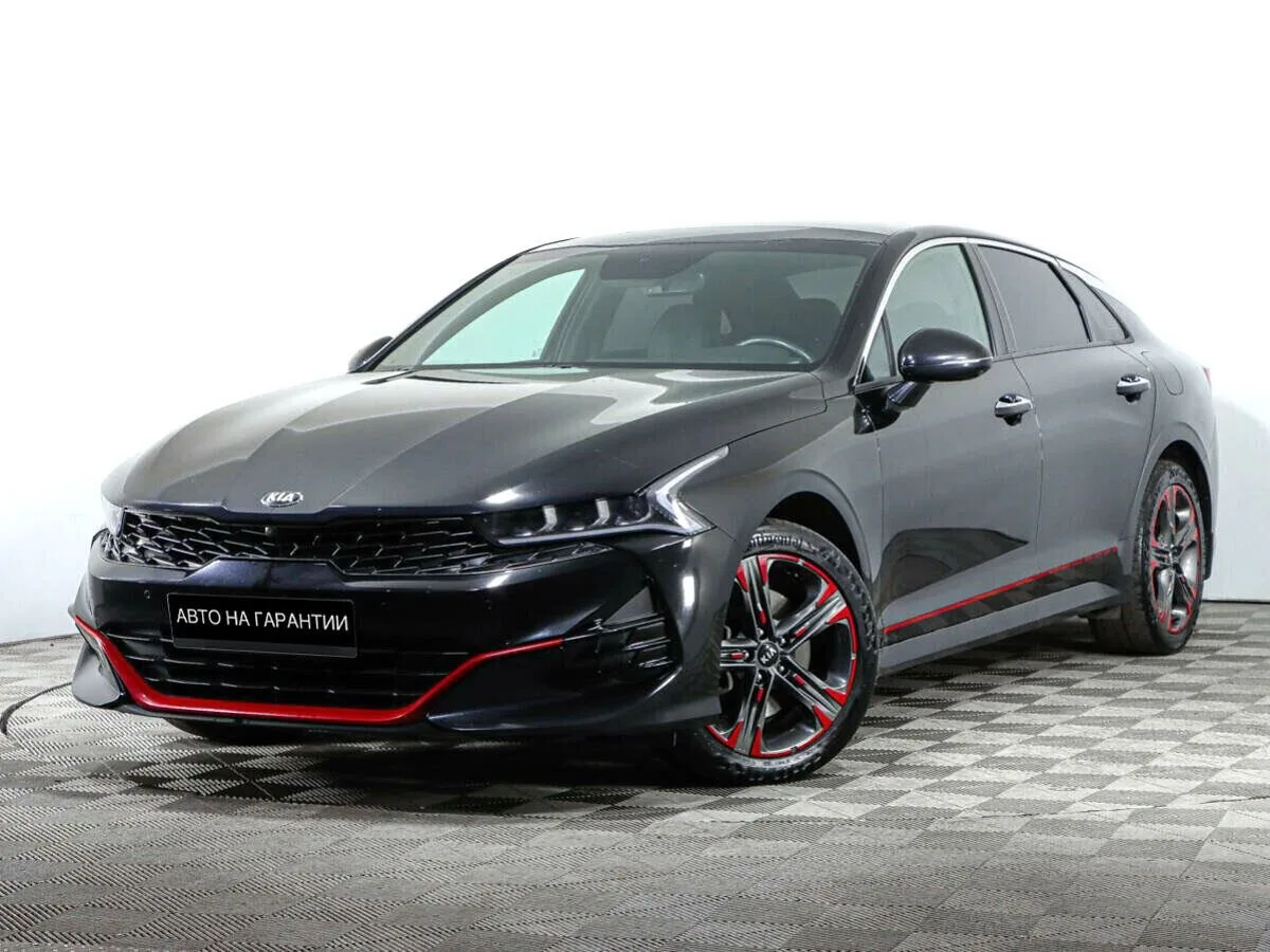 Kia K5 III · Luxe
