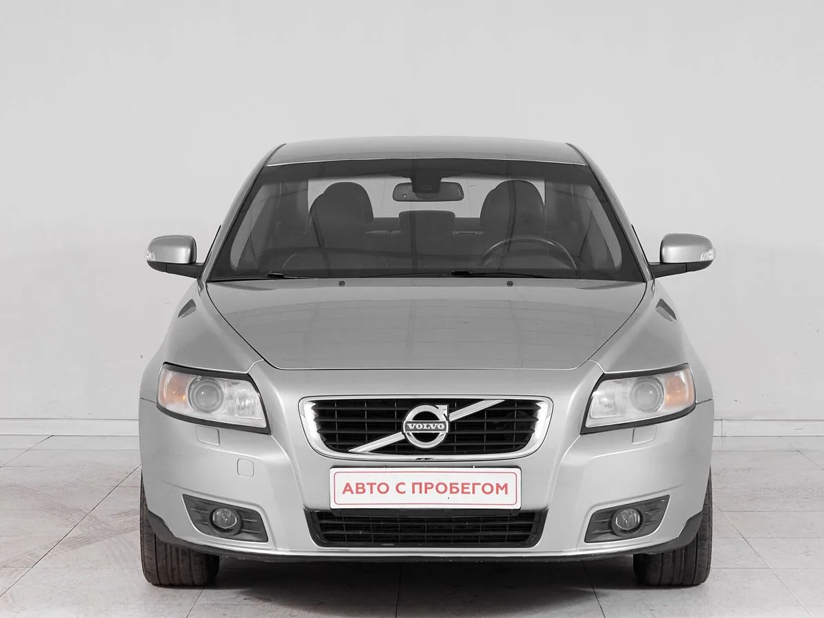 Volvo S40 II Рестайлинг — фото 2