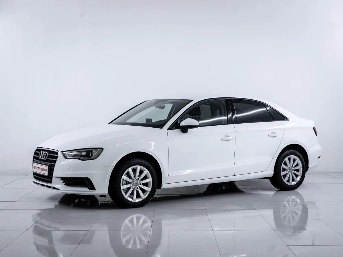 Audi A3 III (8V) · Ambiente