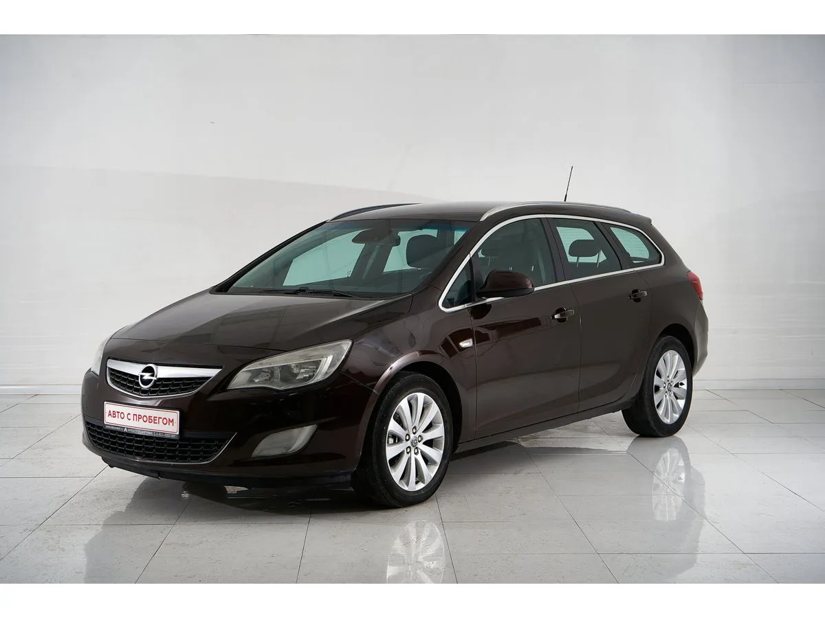 Opel Astra J Рестайлинг · Cosmo