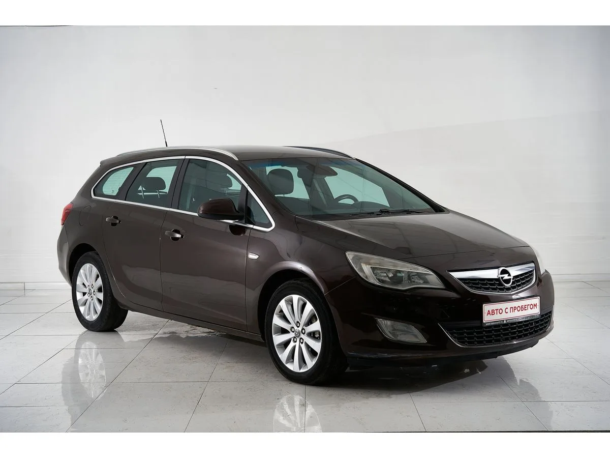 Opel Astra J Рестайлинг · Cosmo — фото 3