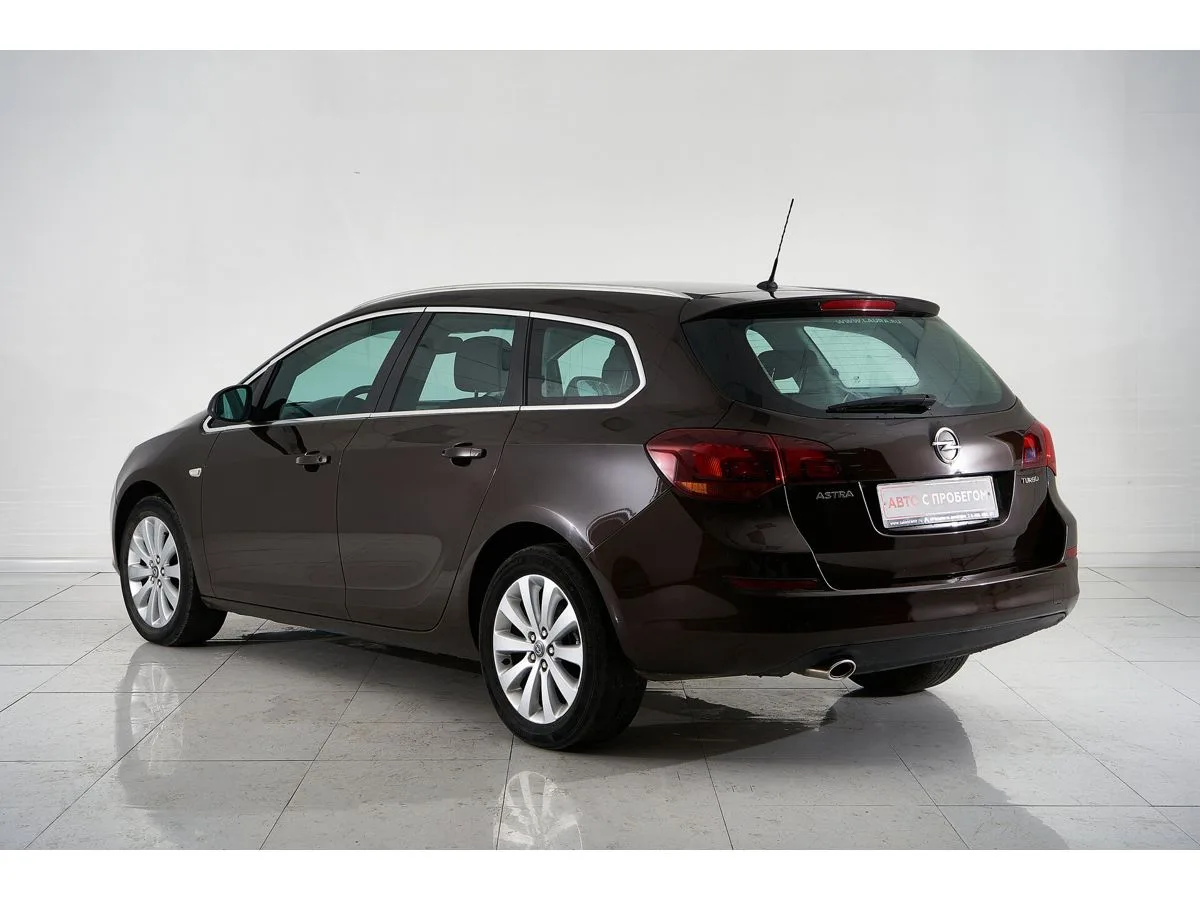Opel Astra J Рестайлинг · Cosmo — фото 4