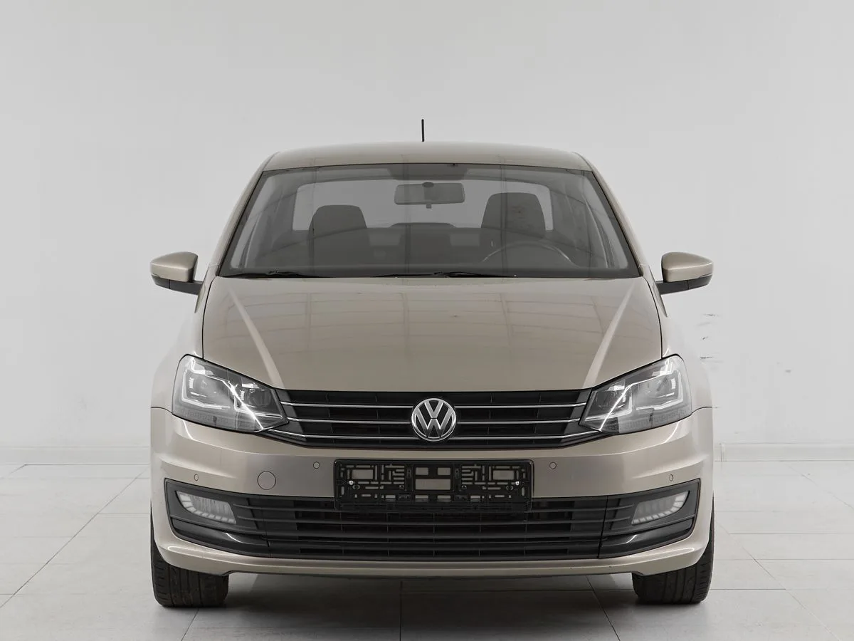 Volkswagen Polo V Рестайлинг · Highline — фото 2