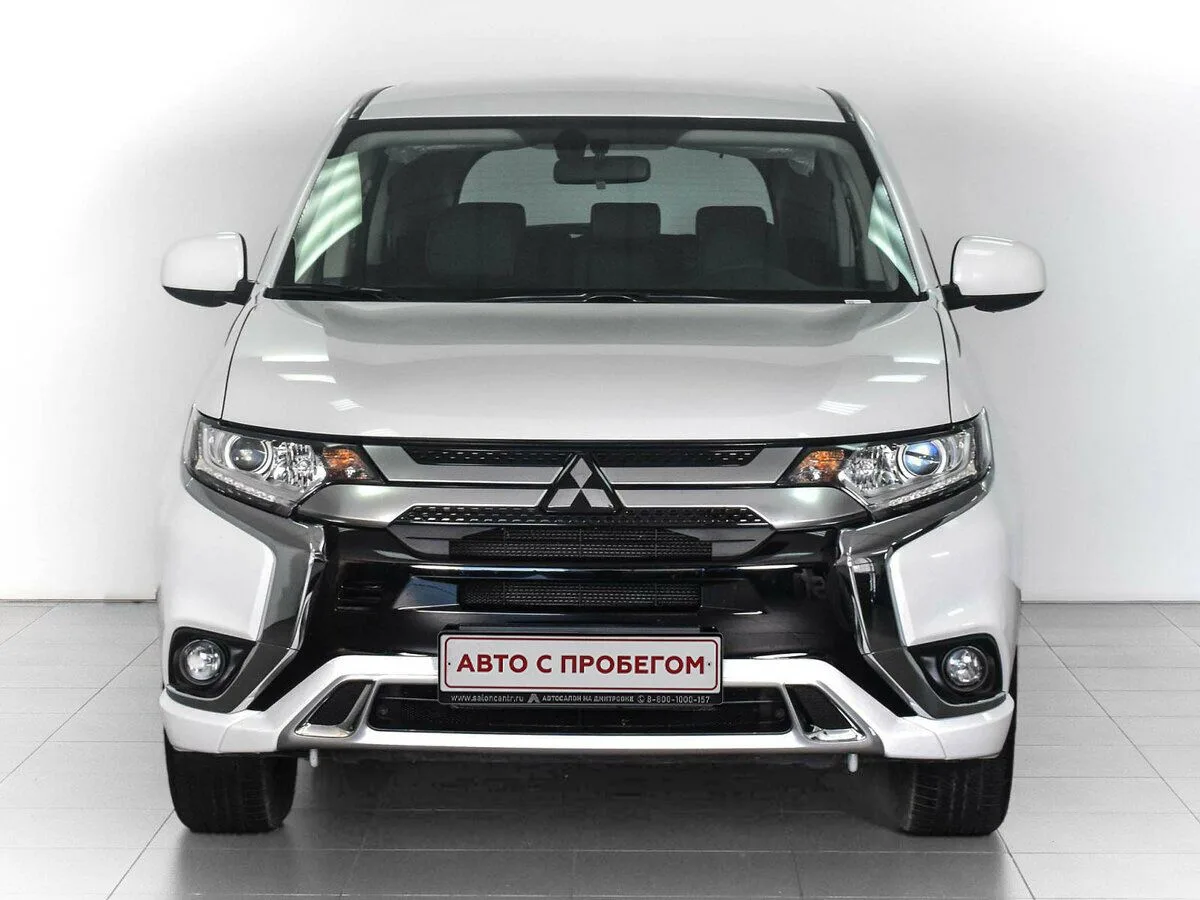Mitsubishi Outlander III Рестайлинг 3 · Inform (2018-2021) — фото 2
