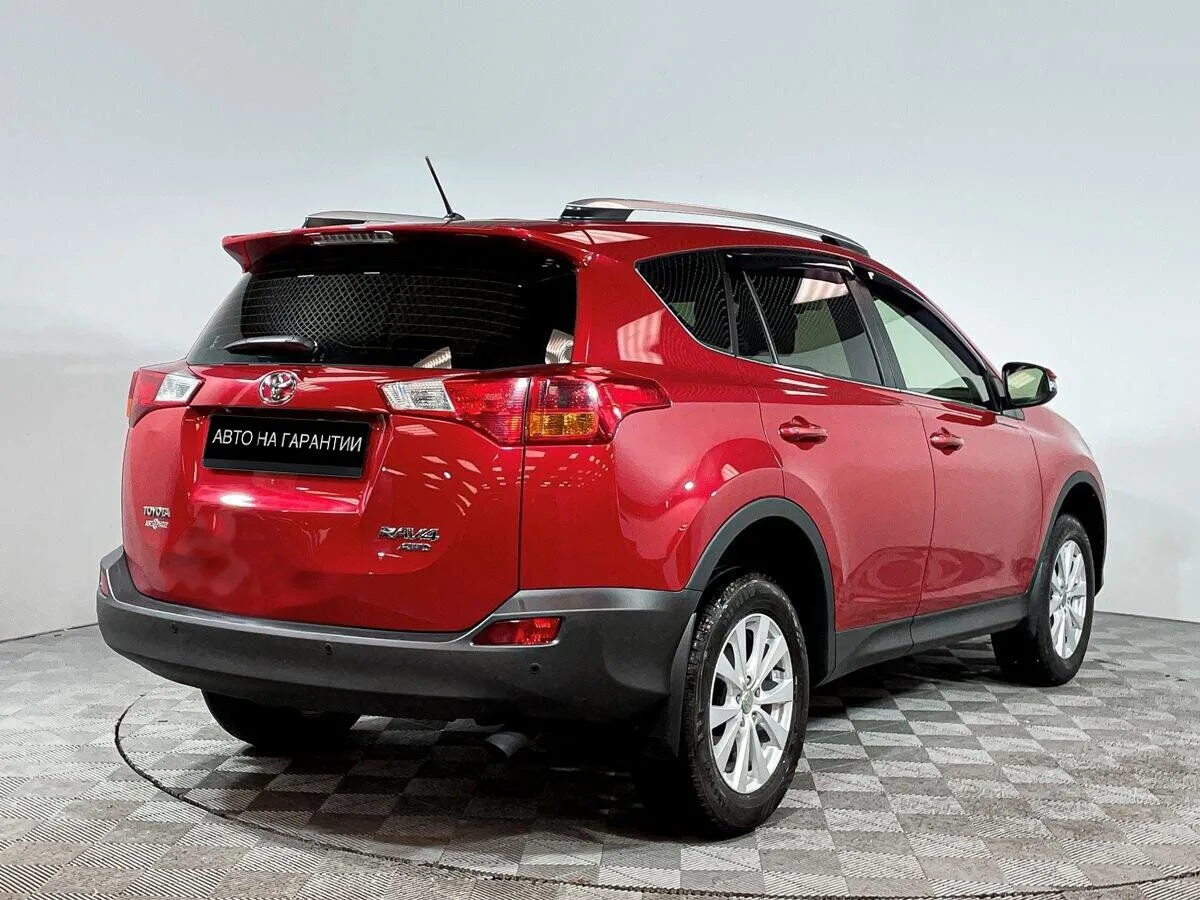 Toyota RAV4 IV (XA40) · Элеганс Плюс — фото 3