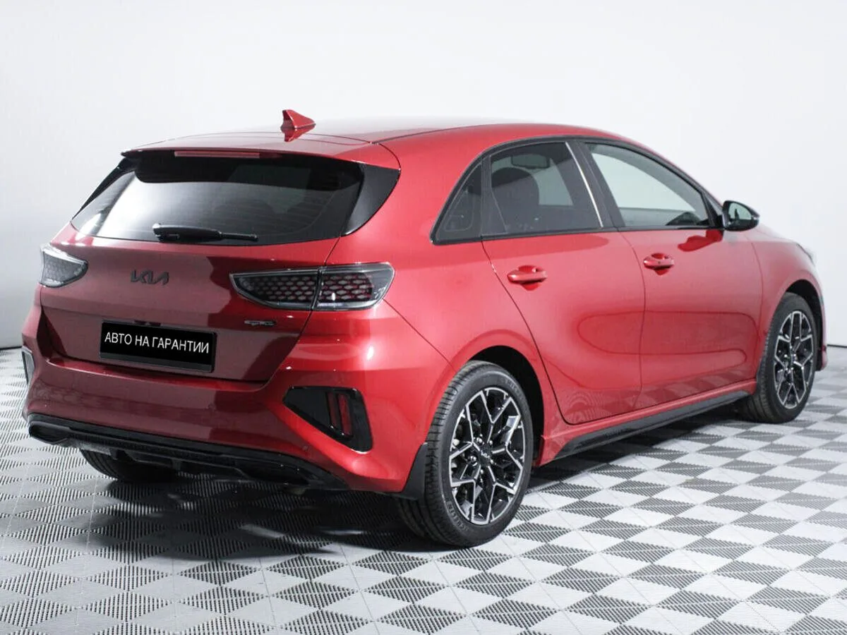 Kia Ceed III Рестайлинг · GT Line — фото 3