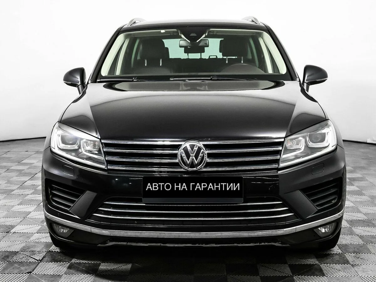 Volkswagen Touareg II Рестайлинг · R-line — фото 2