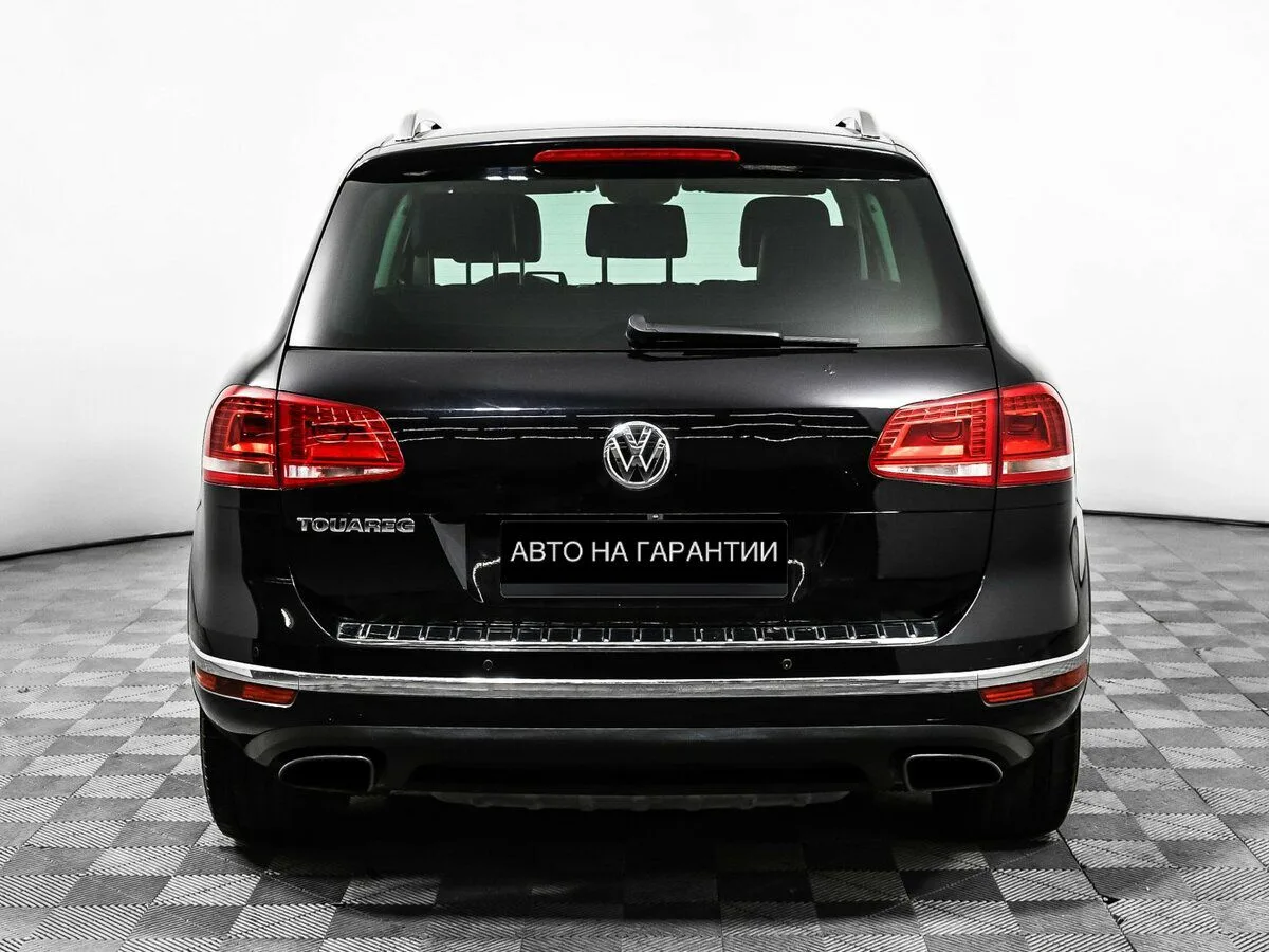 Volkswagen Touareg II Рестайлинг · R-line — фото 4