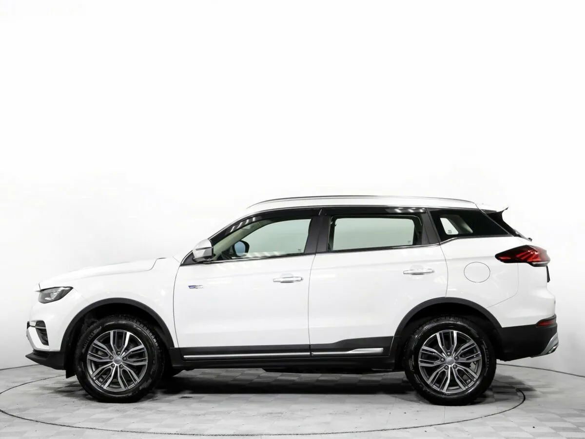 Geely Atlas Pro Luxury — фото 3