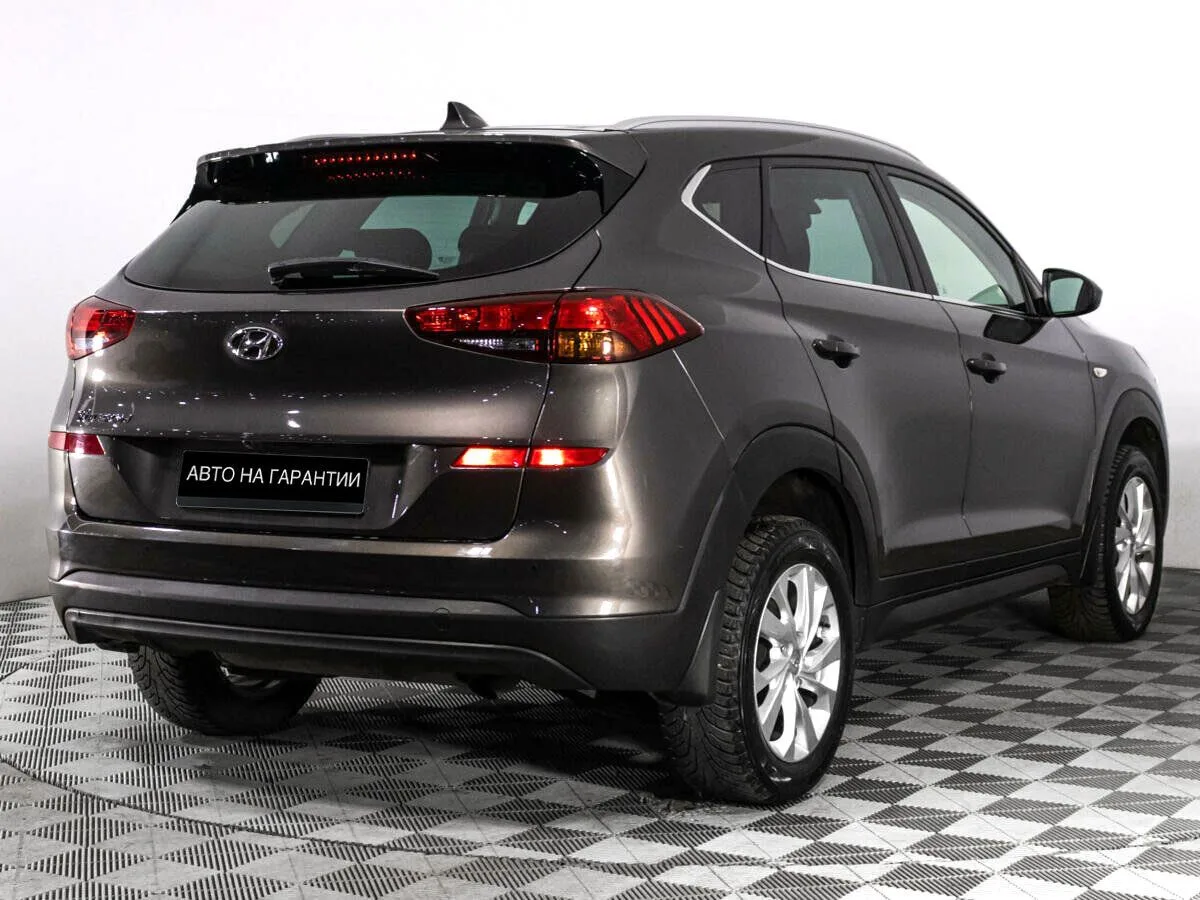 Hyundai Tucson III Рестайлинг · Family — фото 3