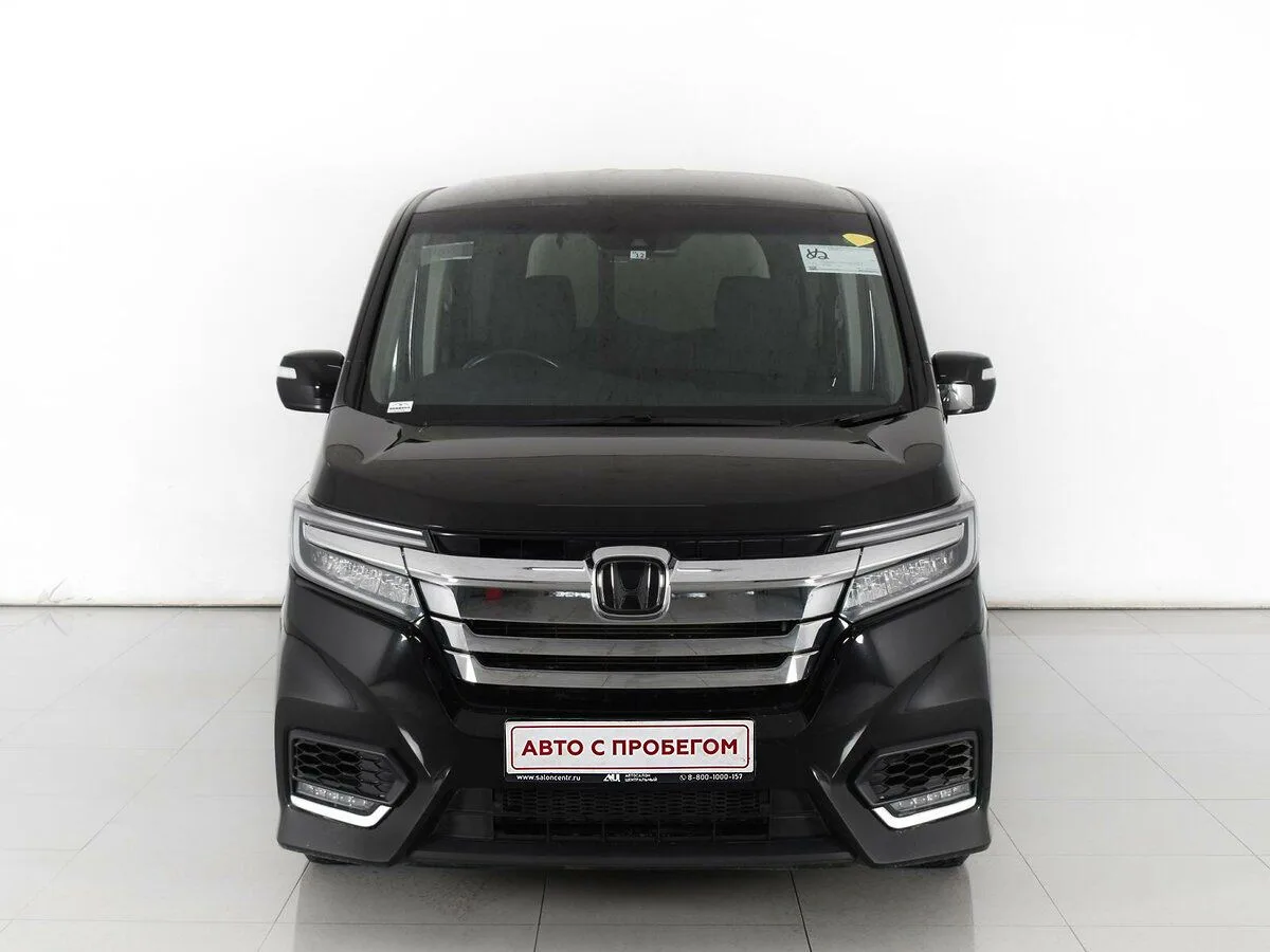 Honda Stepwgn V Рестайлинг — фото 2