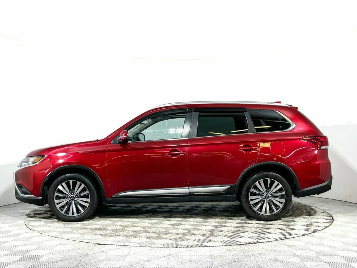Mitsubishi Outlander III Рестайлинг 3 — фото 3