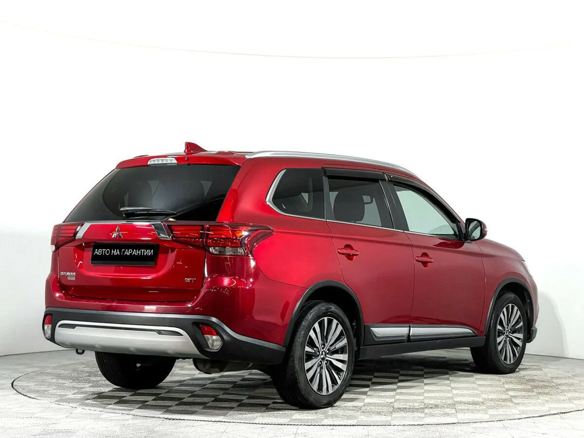 Mitsubishi Outlander III Рестайлинг 3 — фото 5