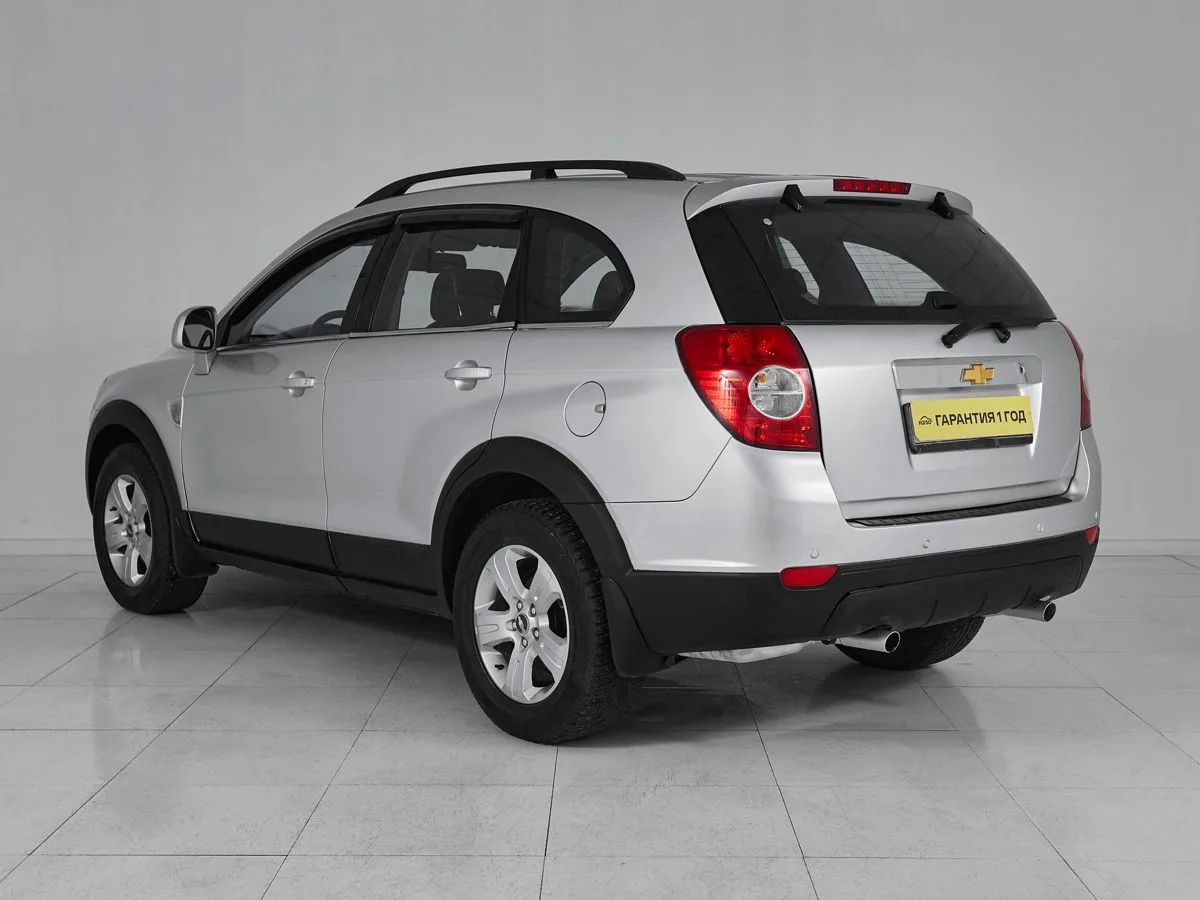 Chevrolet Captiva I · LT 2.4 AT 5-seats + — фото 4