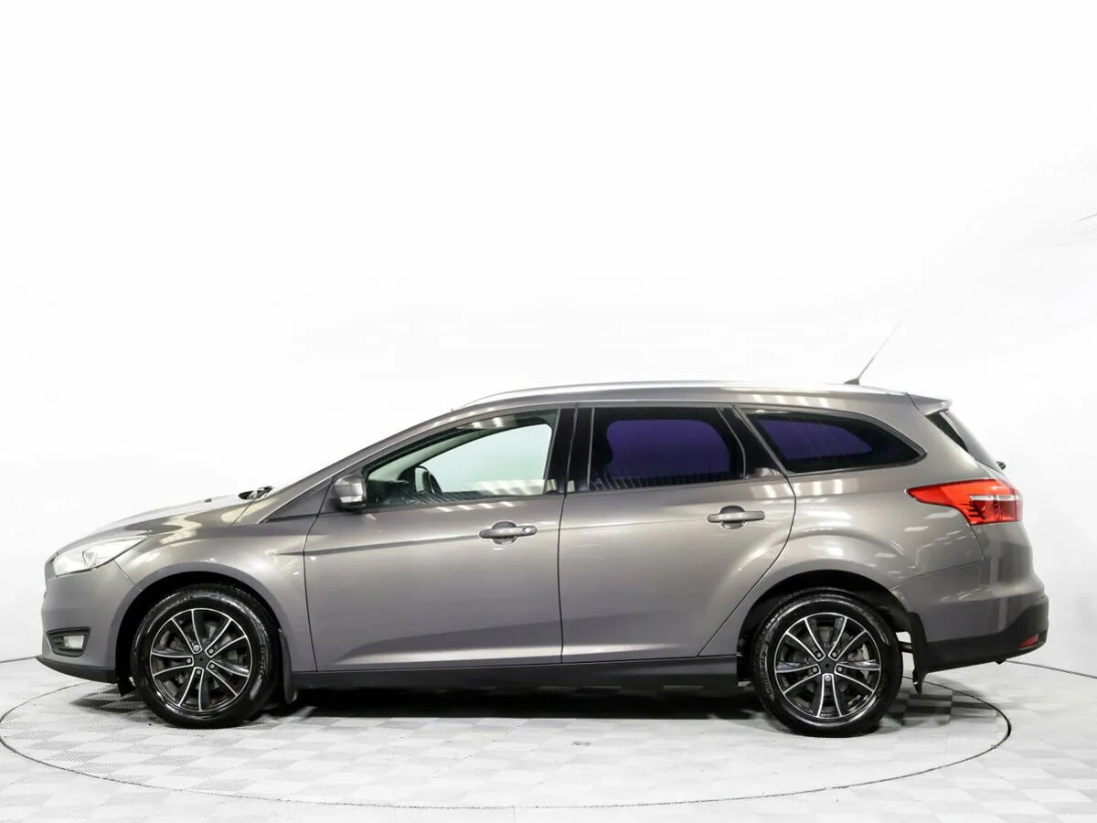Ford Focus III Рестайлинг · Trend — фото 3