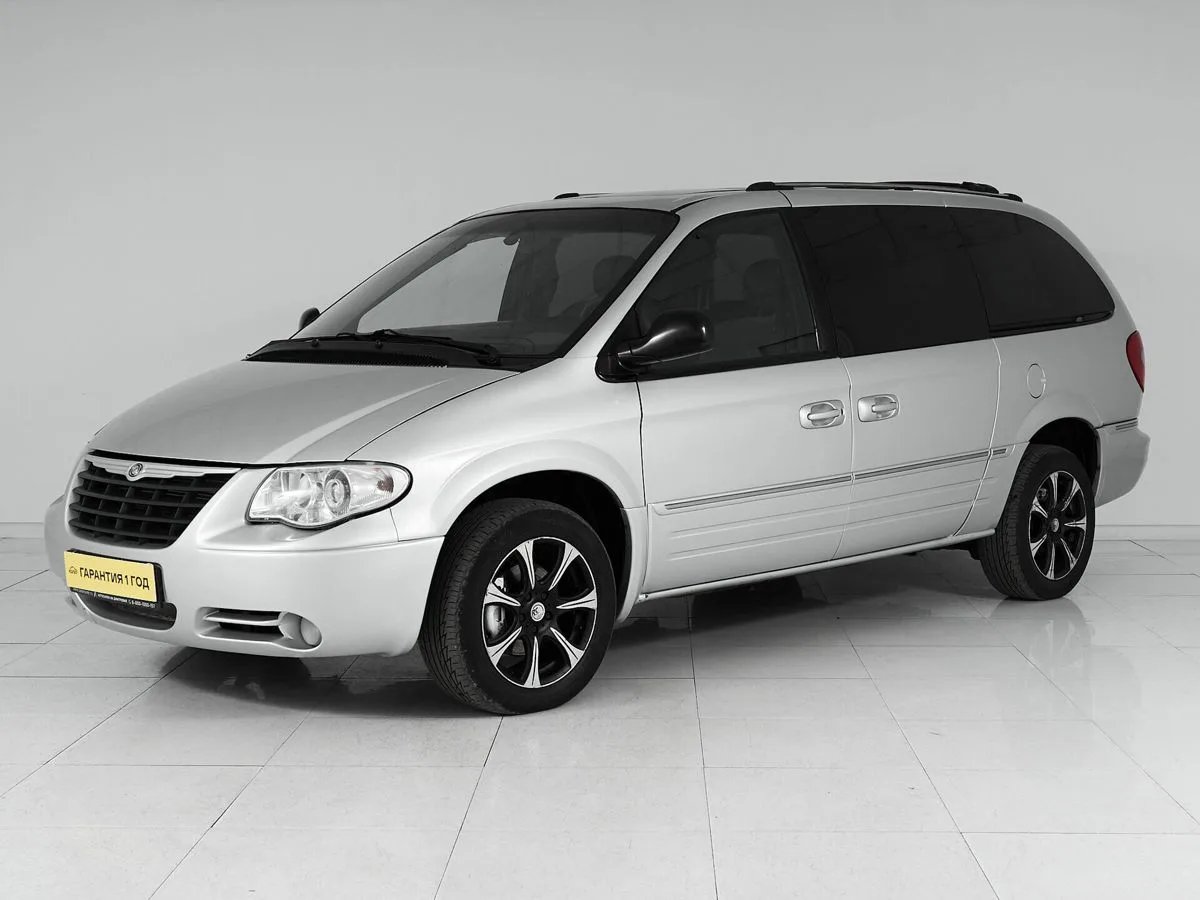 Chrysler Town & Country IV Рестайлинг
