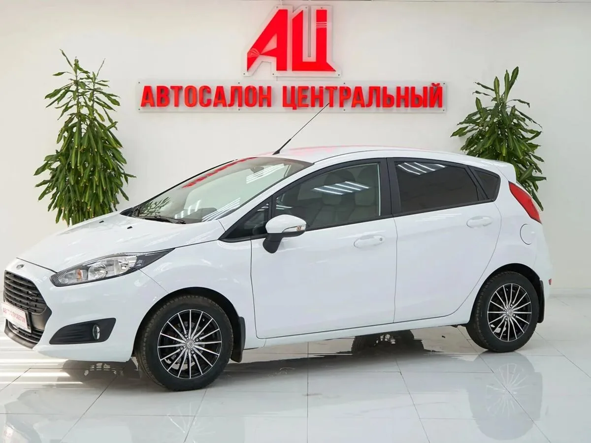 Ford Fiesta Mk6 Рестайлинг · Trend
