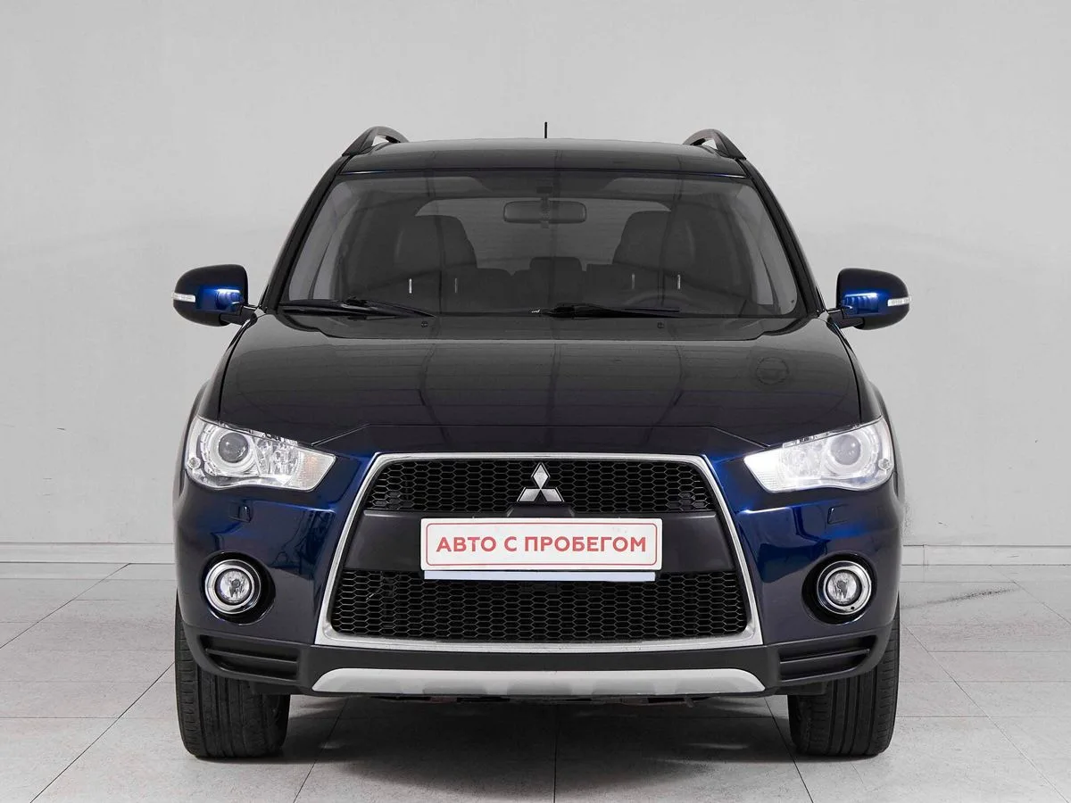 Mitsubishi Outlander II Рестайлинг · Ultimate — фото 2