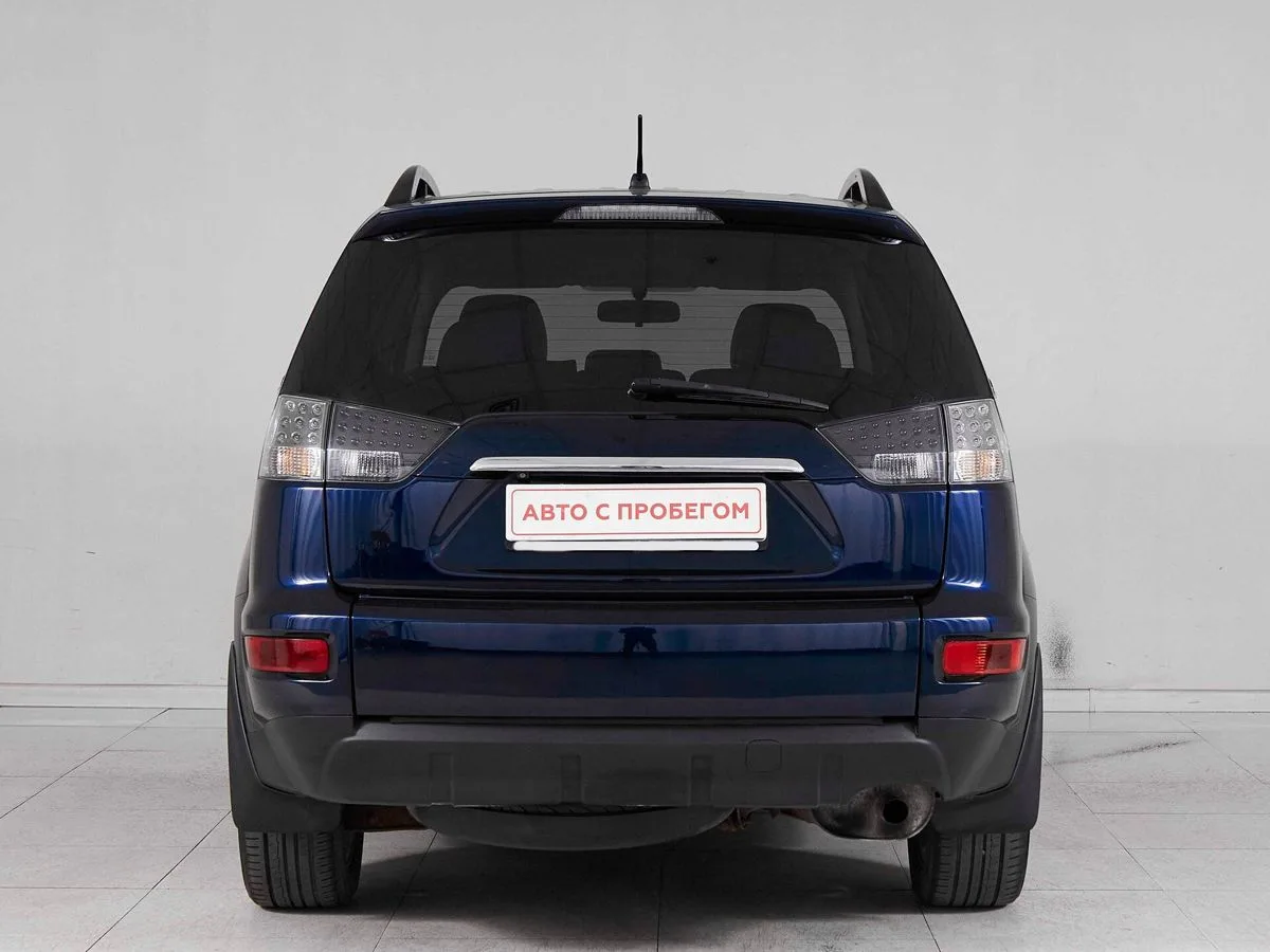 Mitsubishi Outlander II Рестайлинг · Ultimate — фото 5