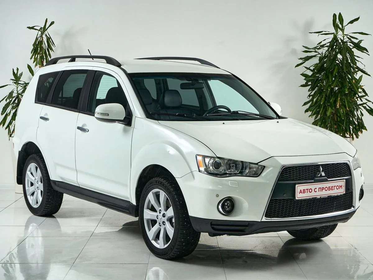 Mitsubishi Outlander II Рестайлинг — фото 3