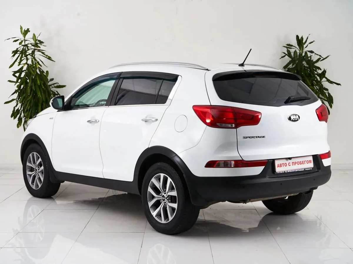 Kia Sportage III Рестайлинг — фото 4