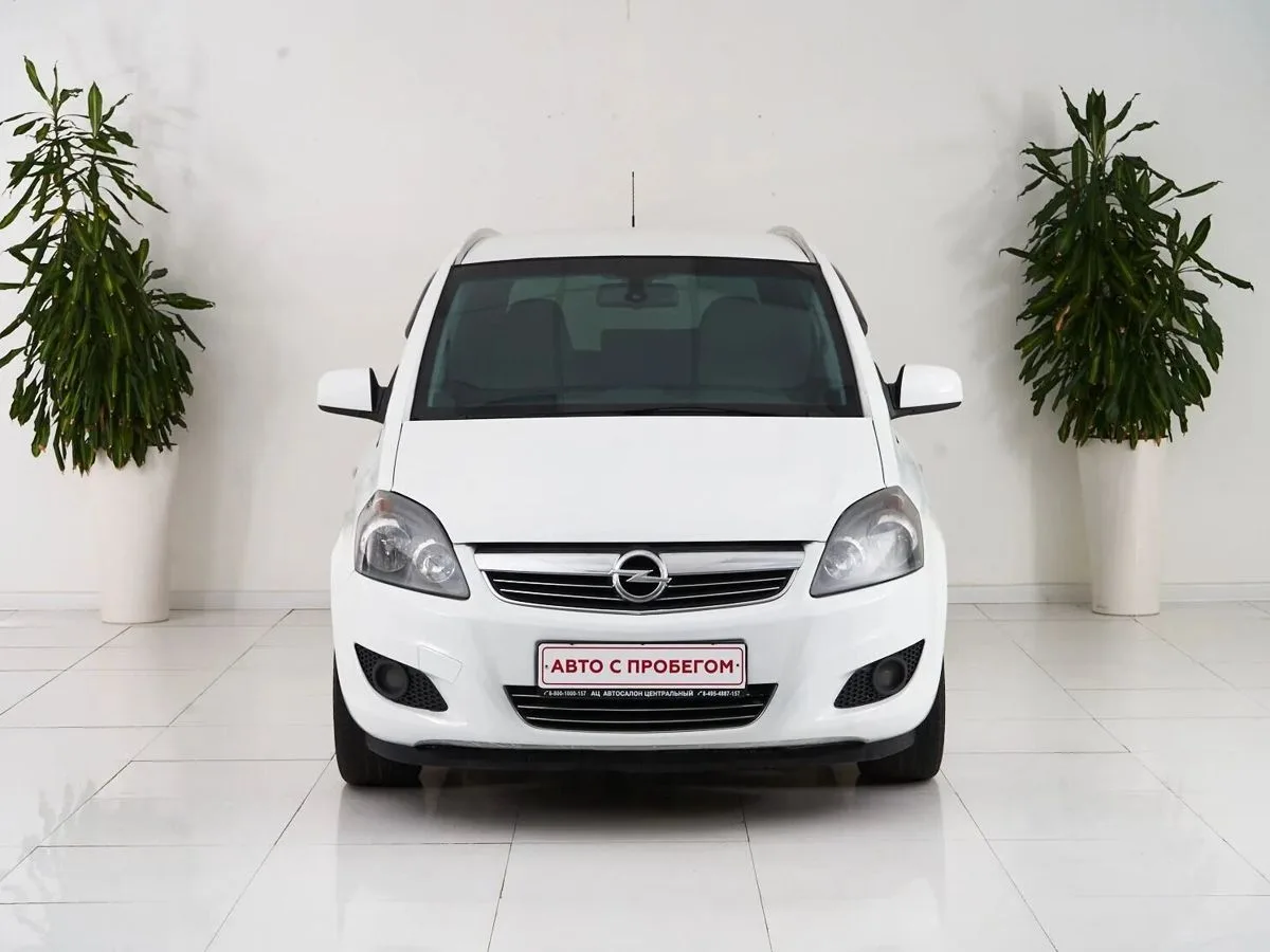 Opel Zafira B Рестайлинг — фото 2